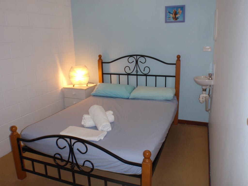 Absolute Backpackers Mission Beach Quarto foto