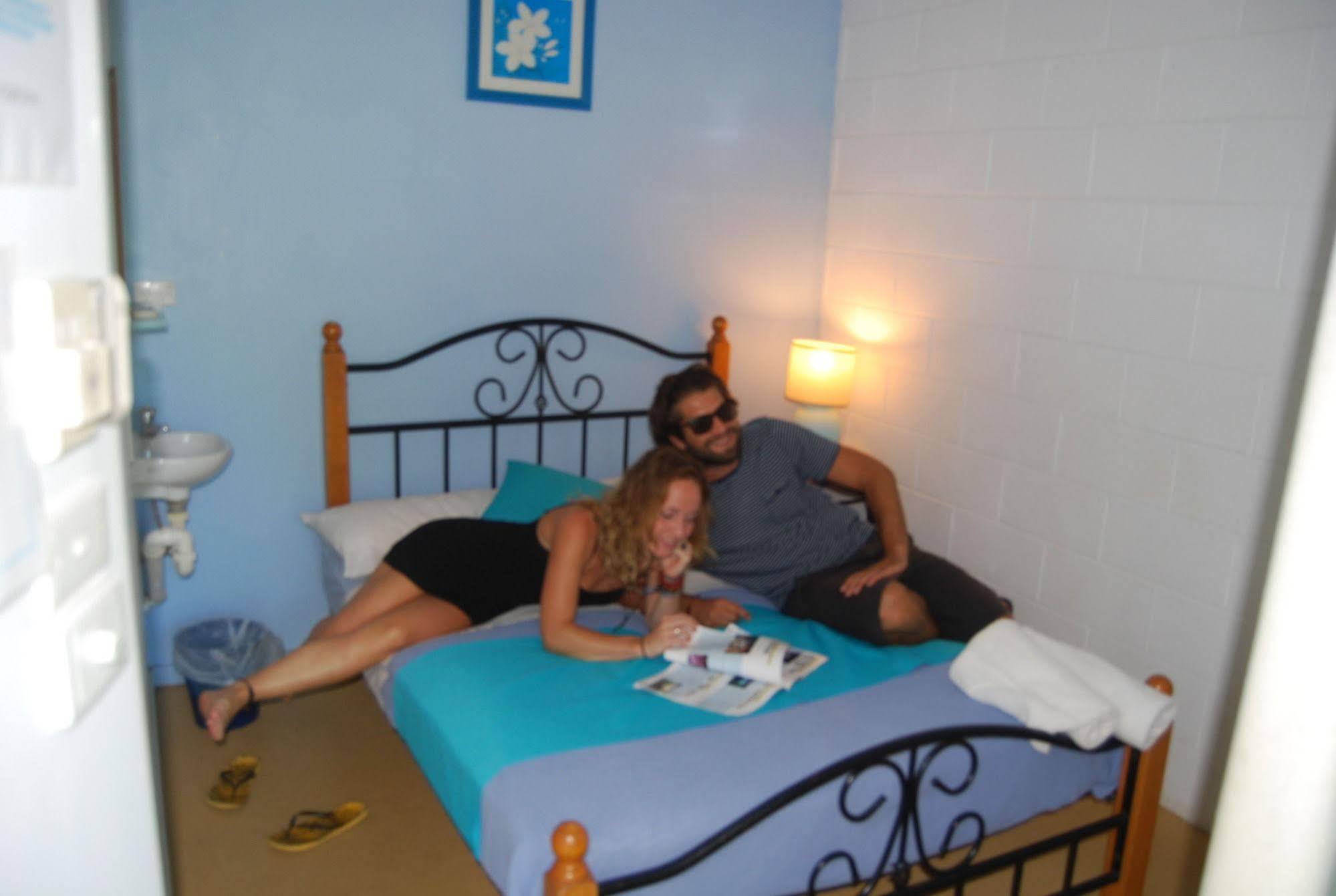 Absolute Backpackers Mission Beach Exterior foto