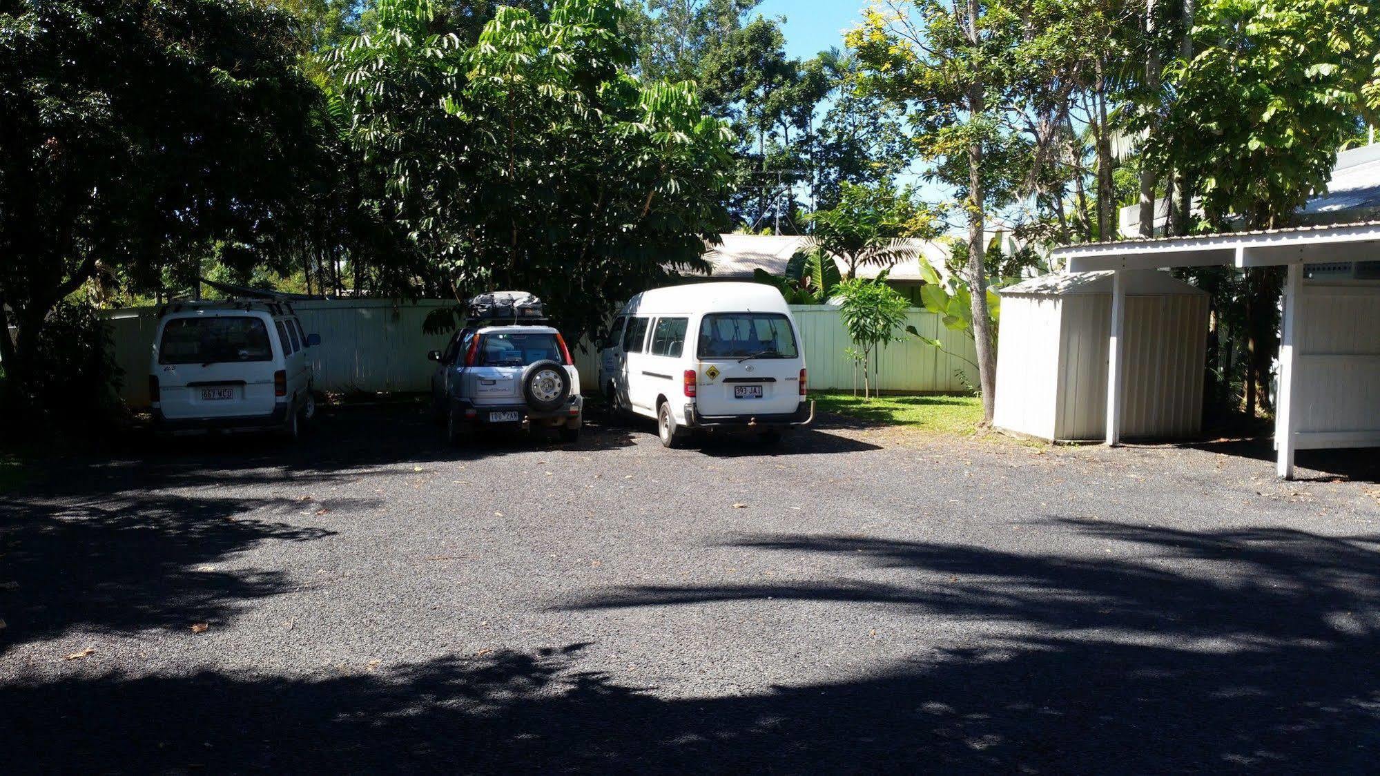 Absolute Backpackers Mission Beach Exterior foto